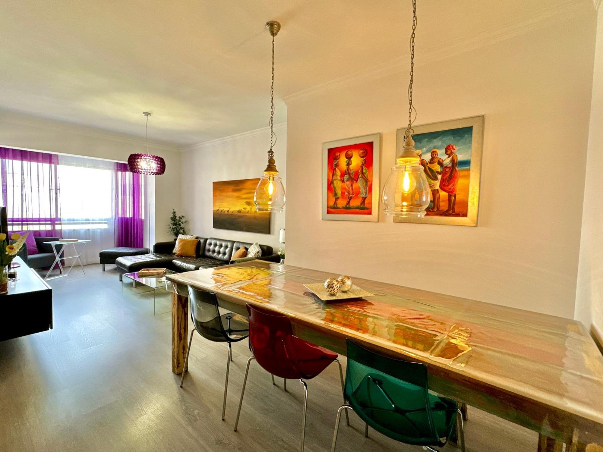 Hostiguest Coliving Leon Y Castillo Las Palmas de Gran Canaria Exterior photo